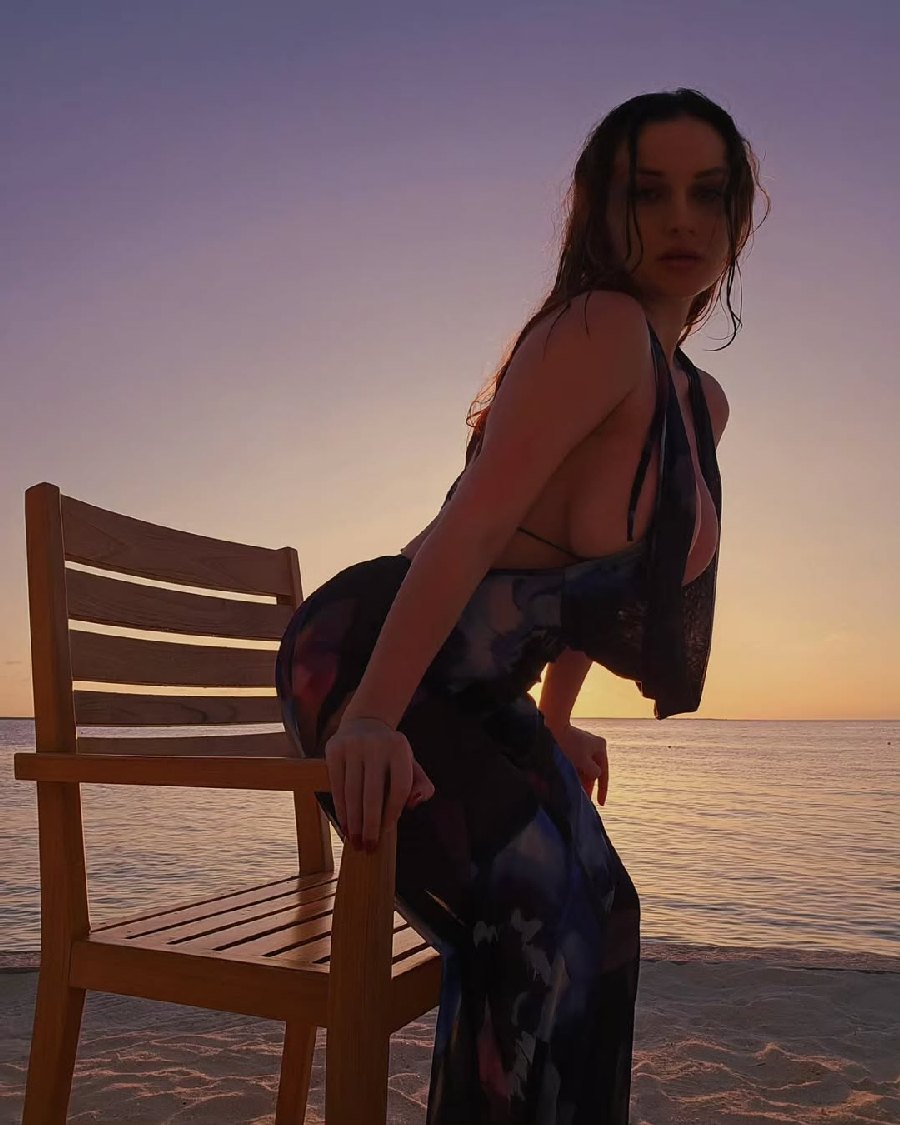 Sexy girl Miranda Faith nude in Monrovia