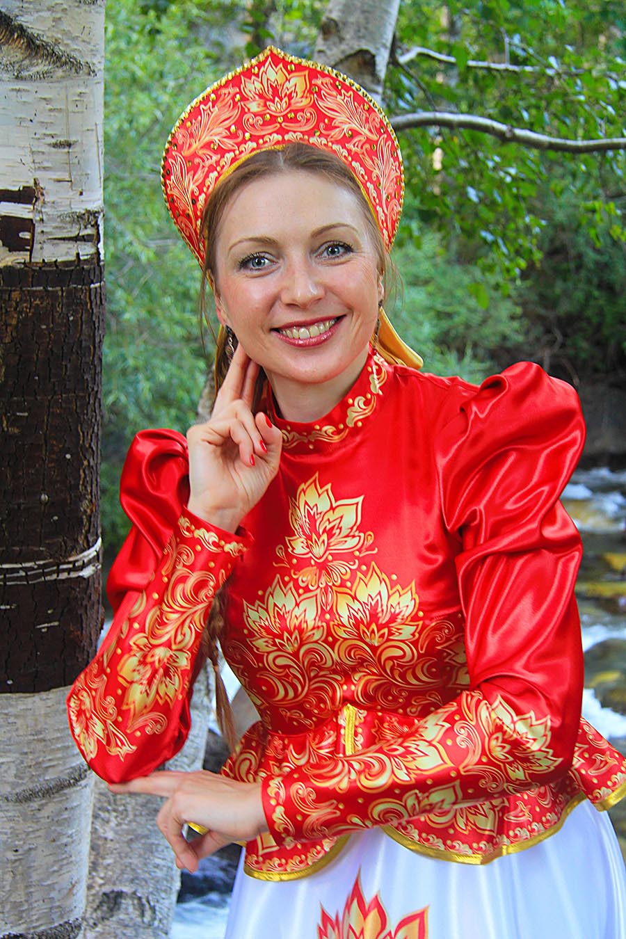 Women in Slavic costumes in Monrovia