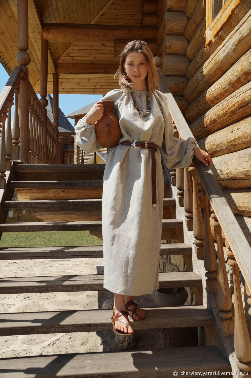 Girls in Slavic costumes in Monrovia